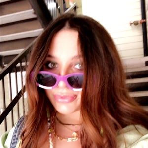 Meet your Posher, Madelynn